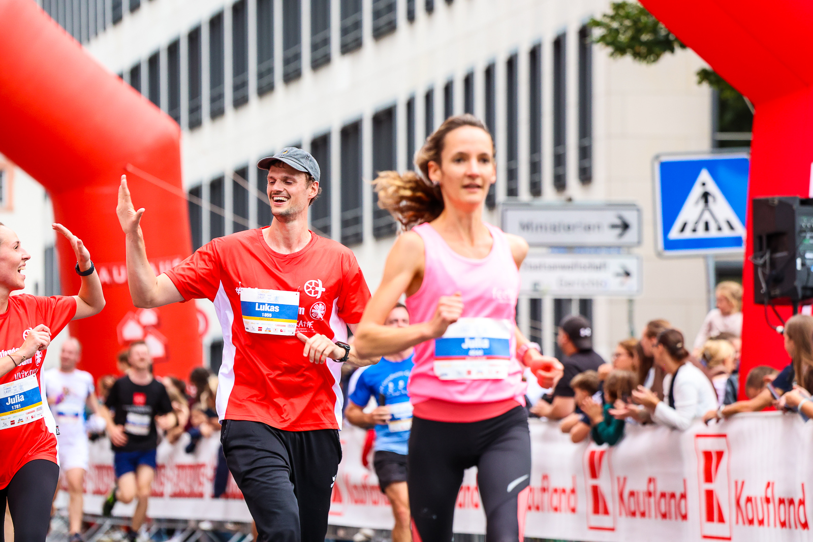 250904_Firmenlauf_MZ_Ziel_0048_WEB