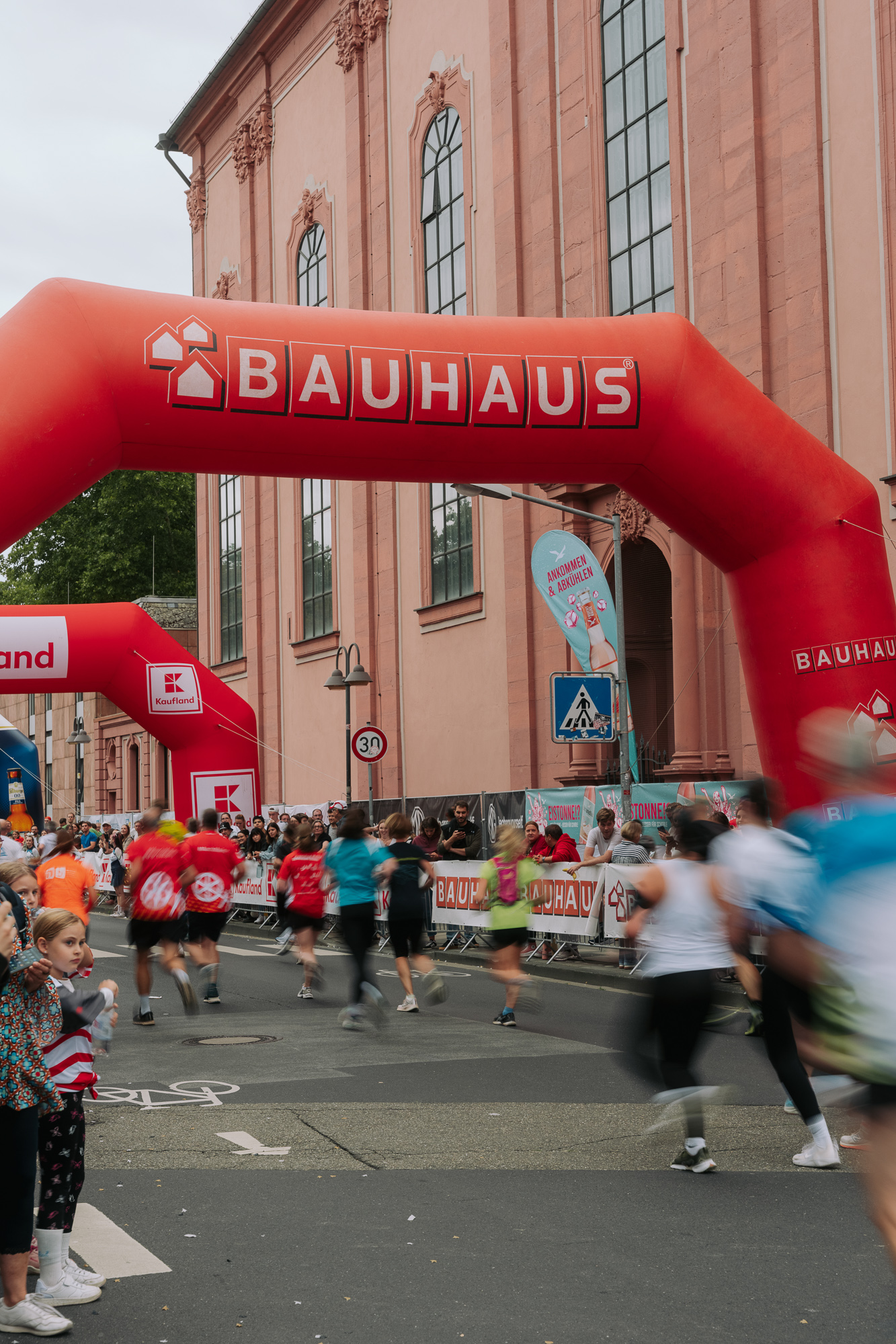 Firmenlauf_Mainz_Ziel-27